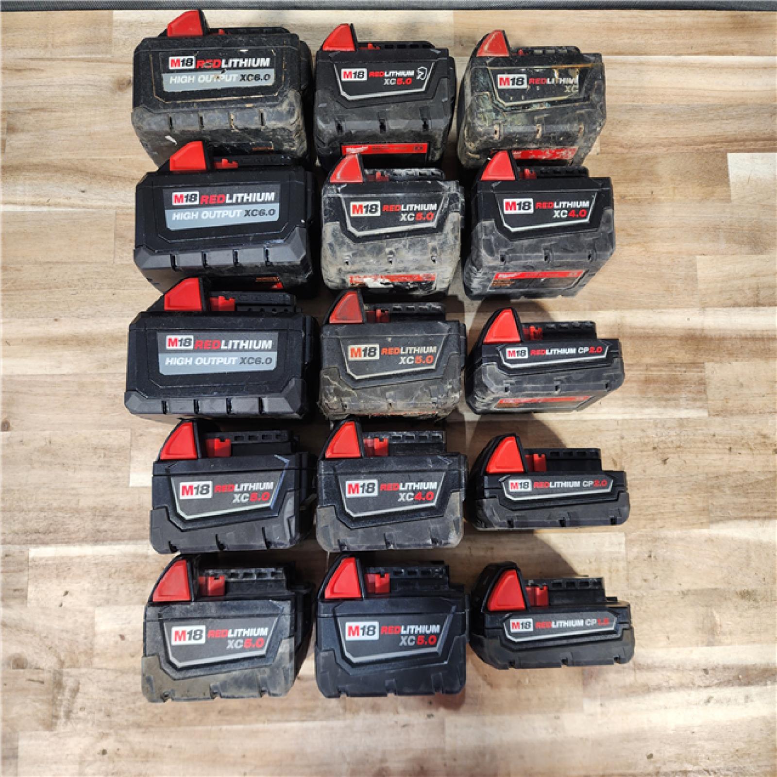 HOUSTON LOCATION - AS-IS MILWAUKEE BATTERY PACK QTY - 15