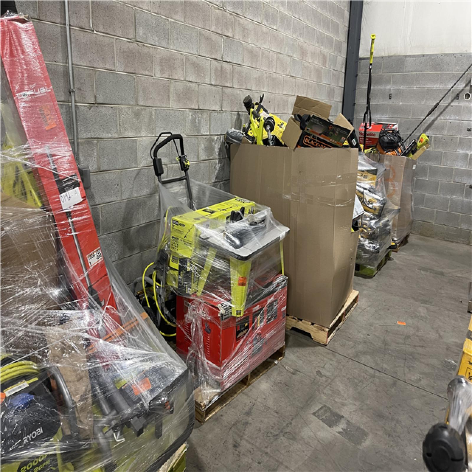 Pittston Location As-Is Power Tools Partial Truckload (12 pallets) 0142-A