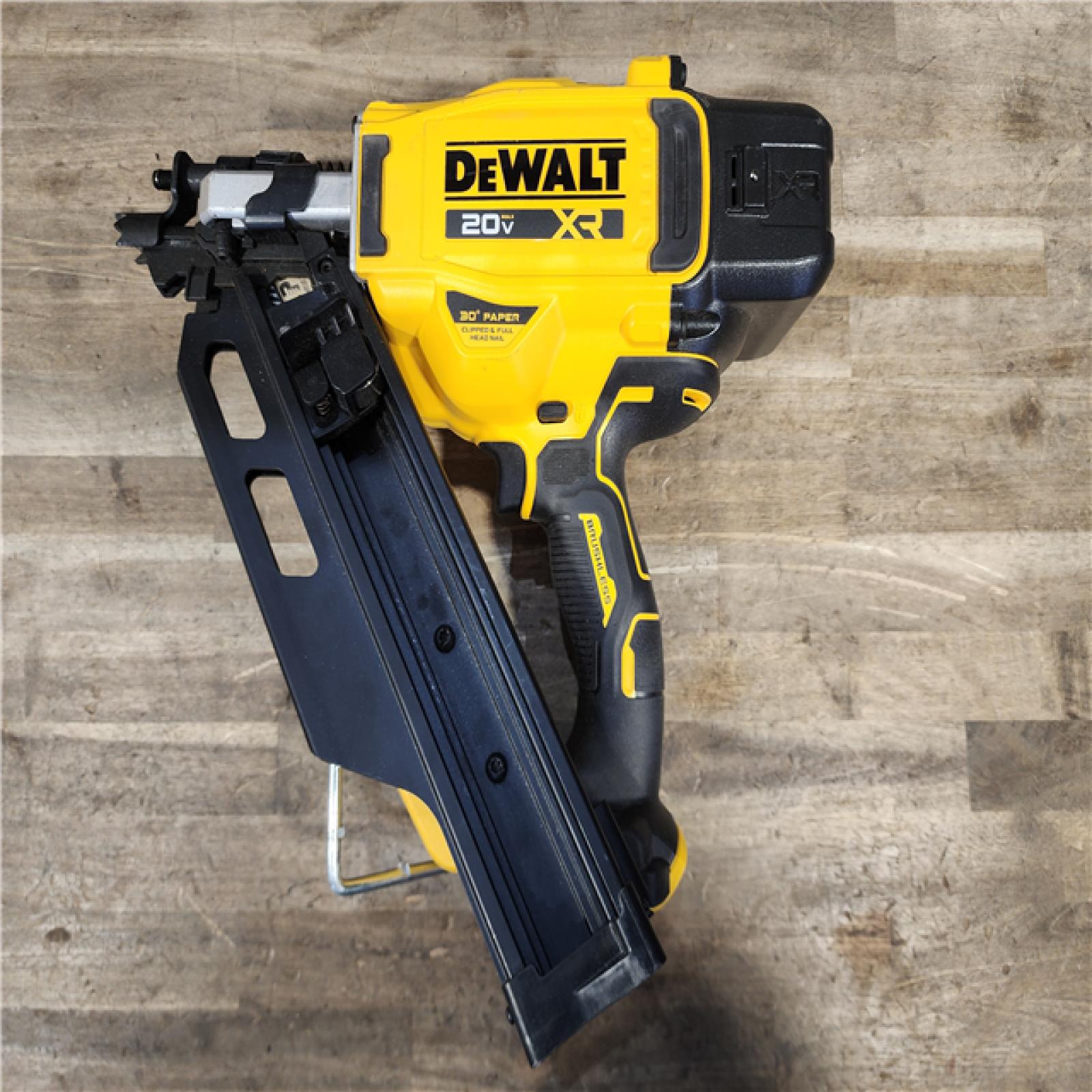 HOUSTON LOCATION - AS-IS DEWALT 20V 30 Degree Cordless Framing Nailer (Tool-Only)