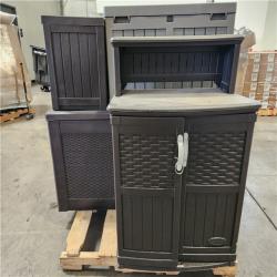 Phoenix Location 4 Suncast Plactic Deck Boxed