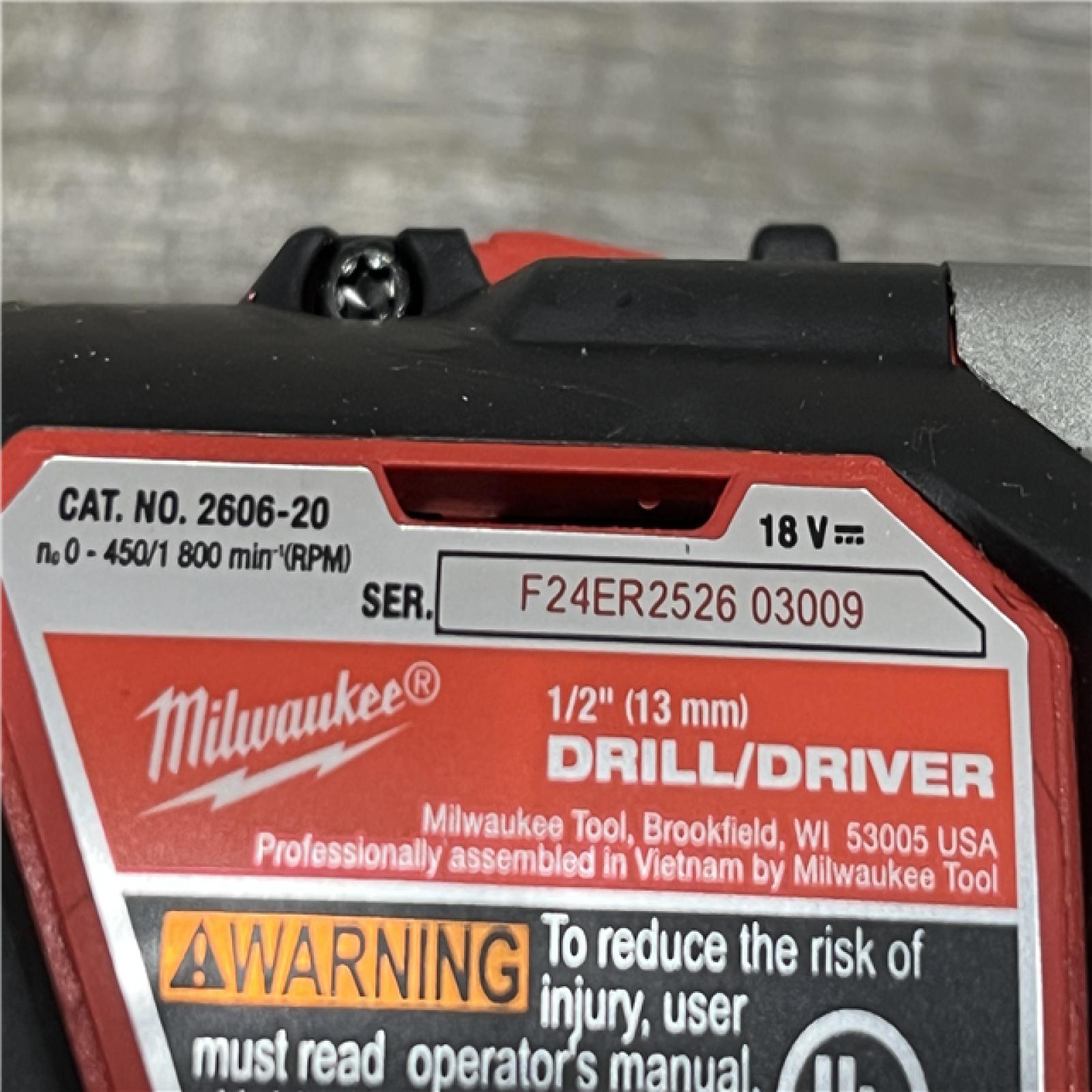 AS-IS Milwaukee 18V Lithium-Ion Cordless Drill Driver/Impact Driver Combo Kit