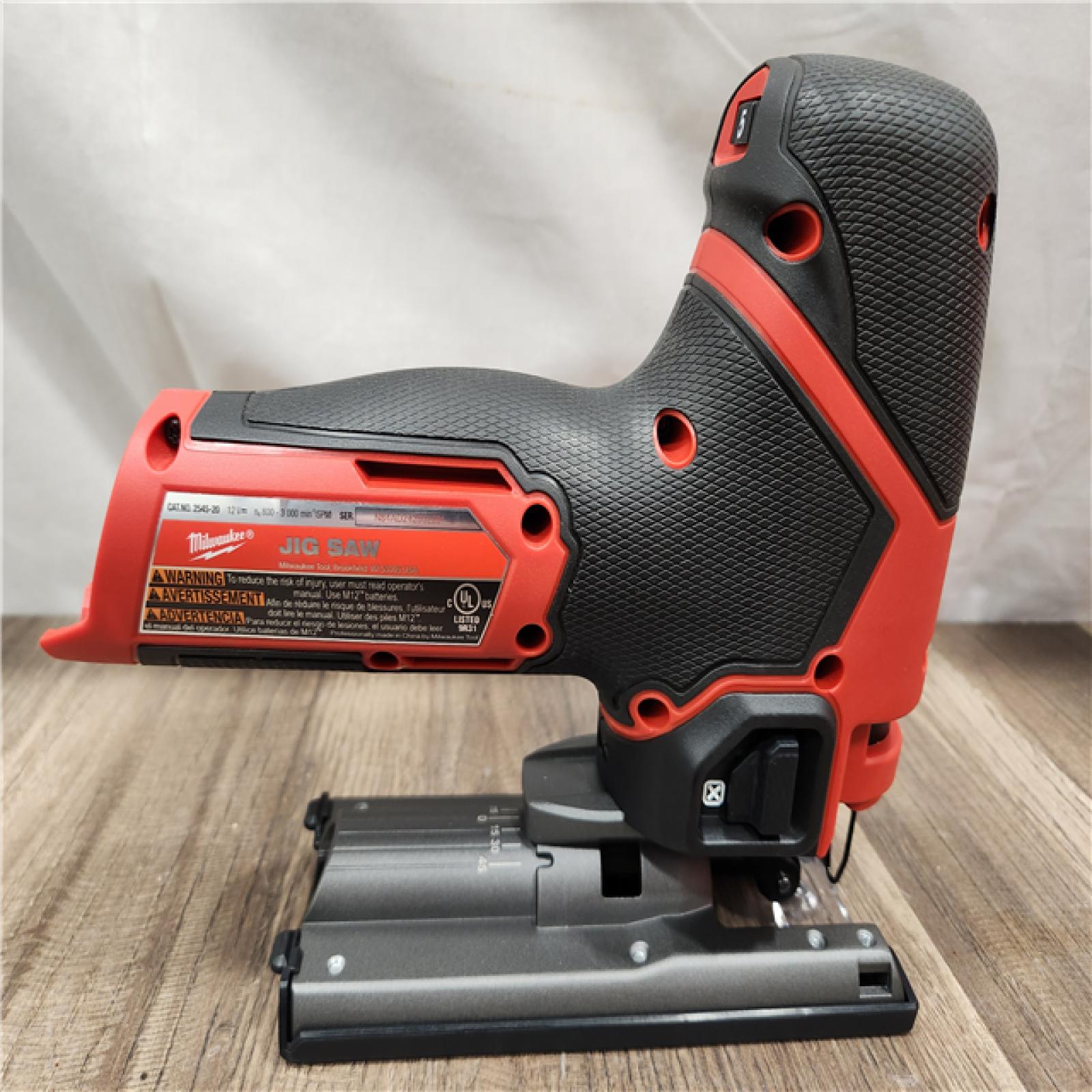 AS-IS- Milwaukee 12V Lithium-Ion Cordless Jig Saw (Tool-Only)