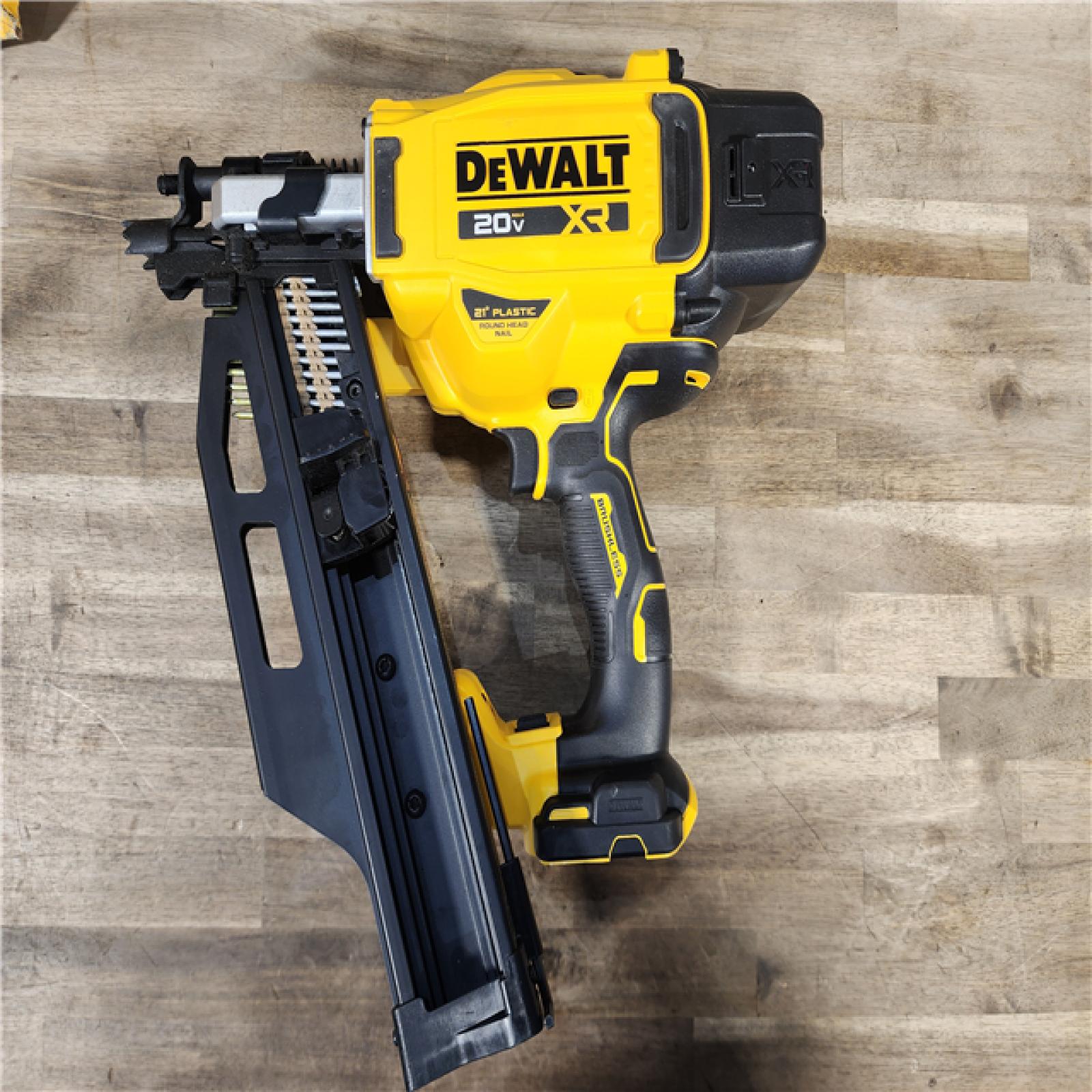 HOUSTON LOCATION - AS-IS DEWALT 20-Volt 21° Cordless Framing Nailer (Tool-Only)