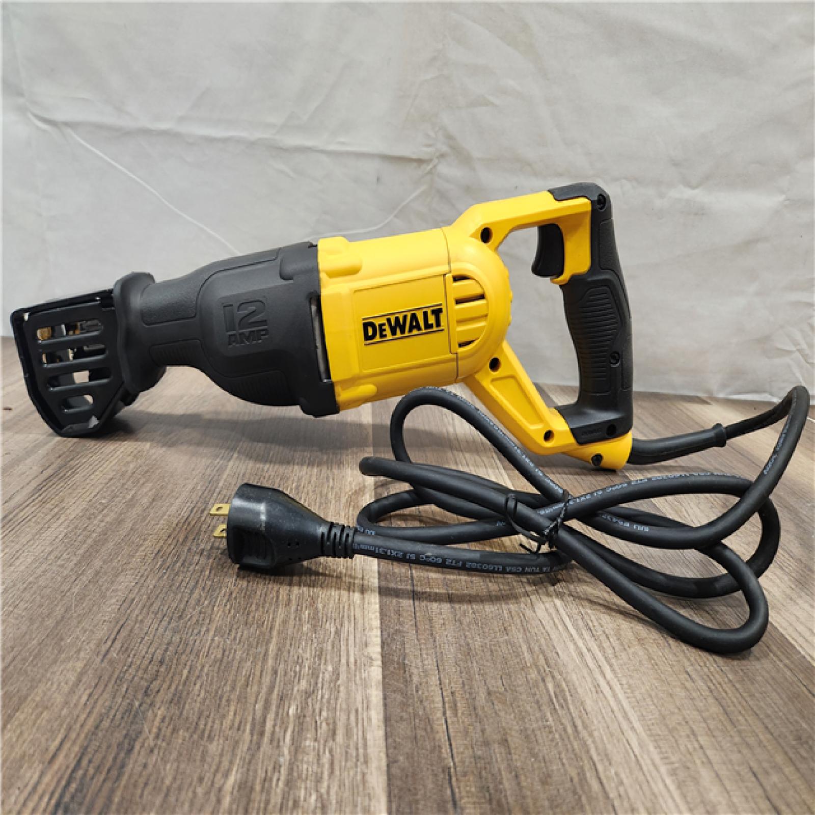 AS-IS- DEWALT DWE305 12 Amp Corded Reciprocating Saw