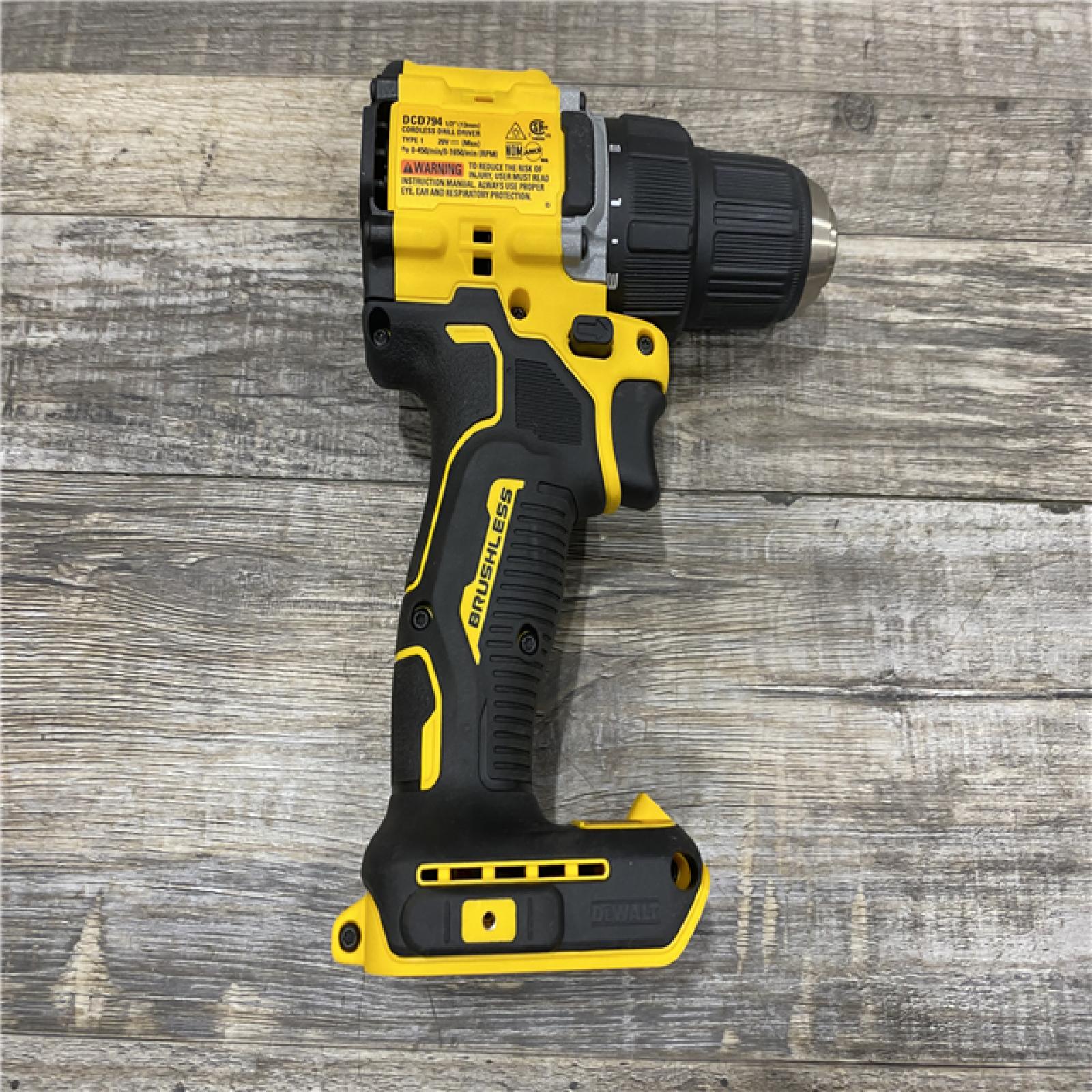 AS-IS DEWALT Atomic 20V Lithium-Ion Cordless Compact 1/2 in. Drill/Driver Kit