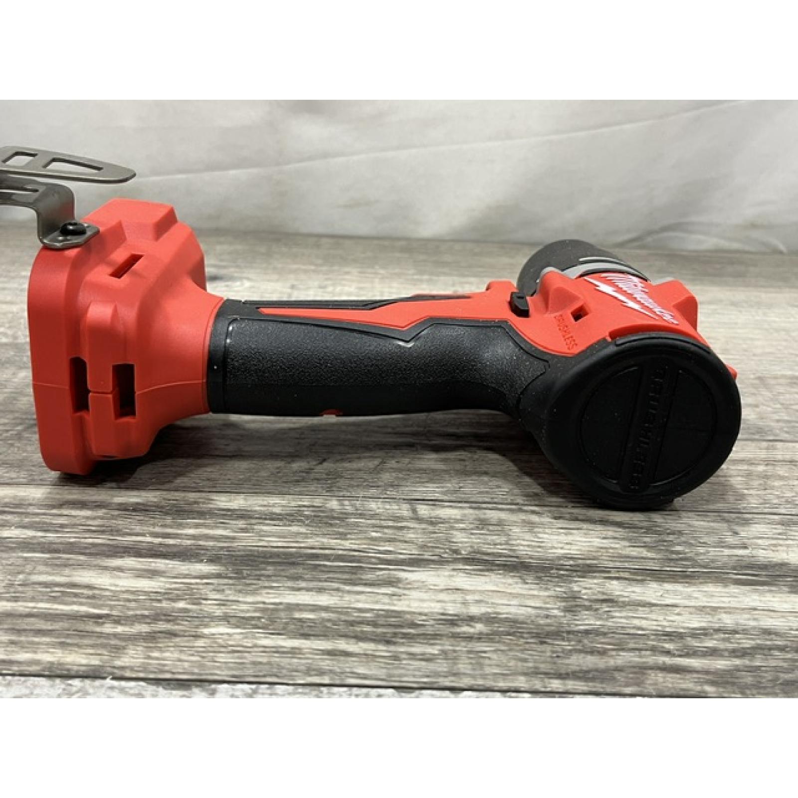 AS-IS Milwaukee 18V Lithium-Ion Brushless Cordless Compact Drill/Impact Combo Kit
