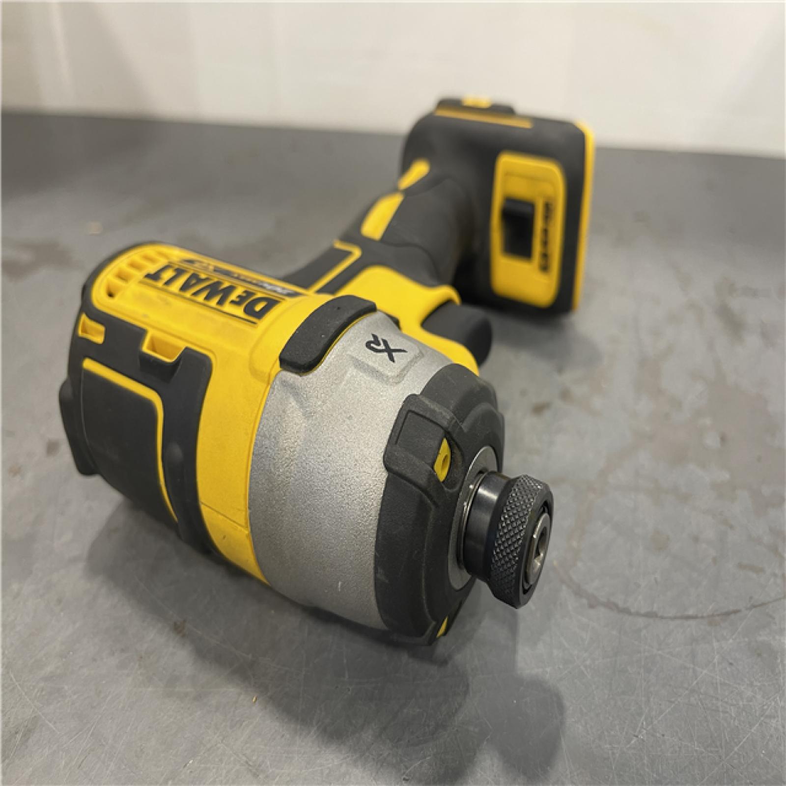 AS-IS - Dewalt 20V MAX XR Cordless Brushless 3-Speed 1/4 in. Impact Driver
