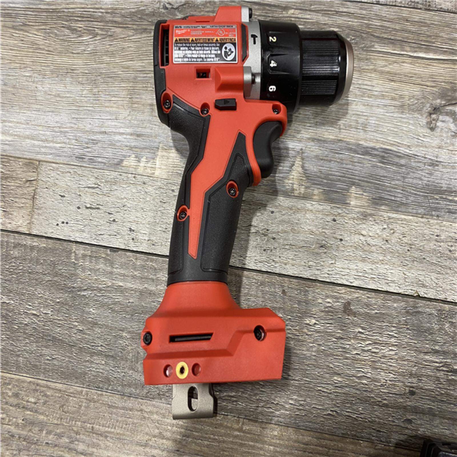 AS-IS Milwaukee 18V Lithium-Ion Brushless Cordless 1/2 in. Compact Hammer Drill/Driver Kit