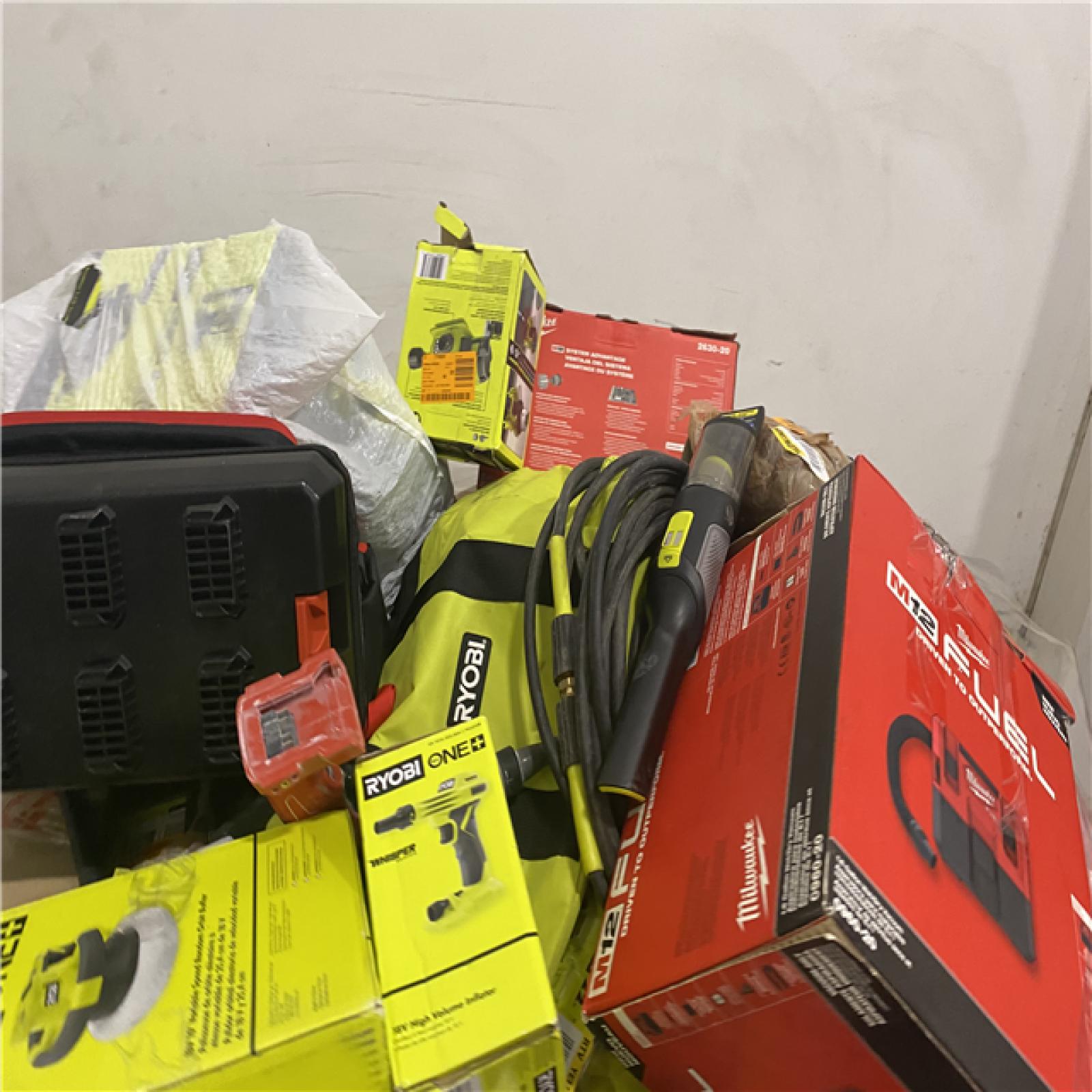 Dallas Location - As-Is Tool Pallet