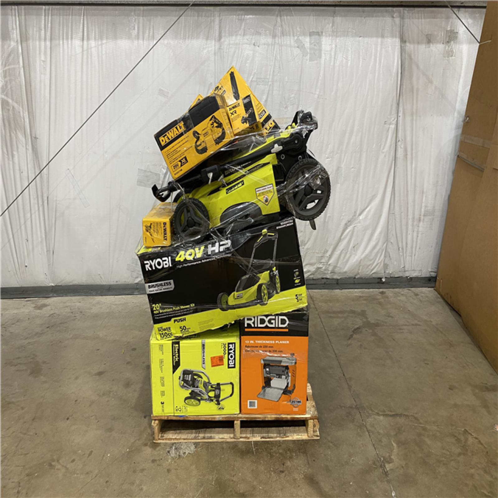 Houston Location AS IS - Tool Pallet