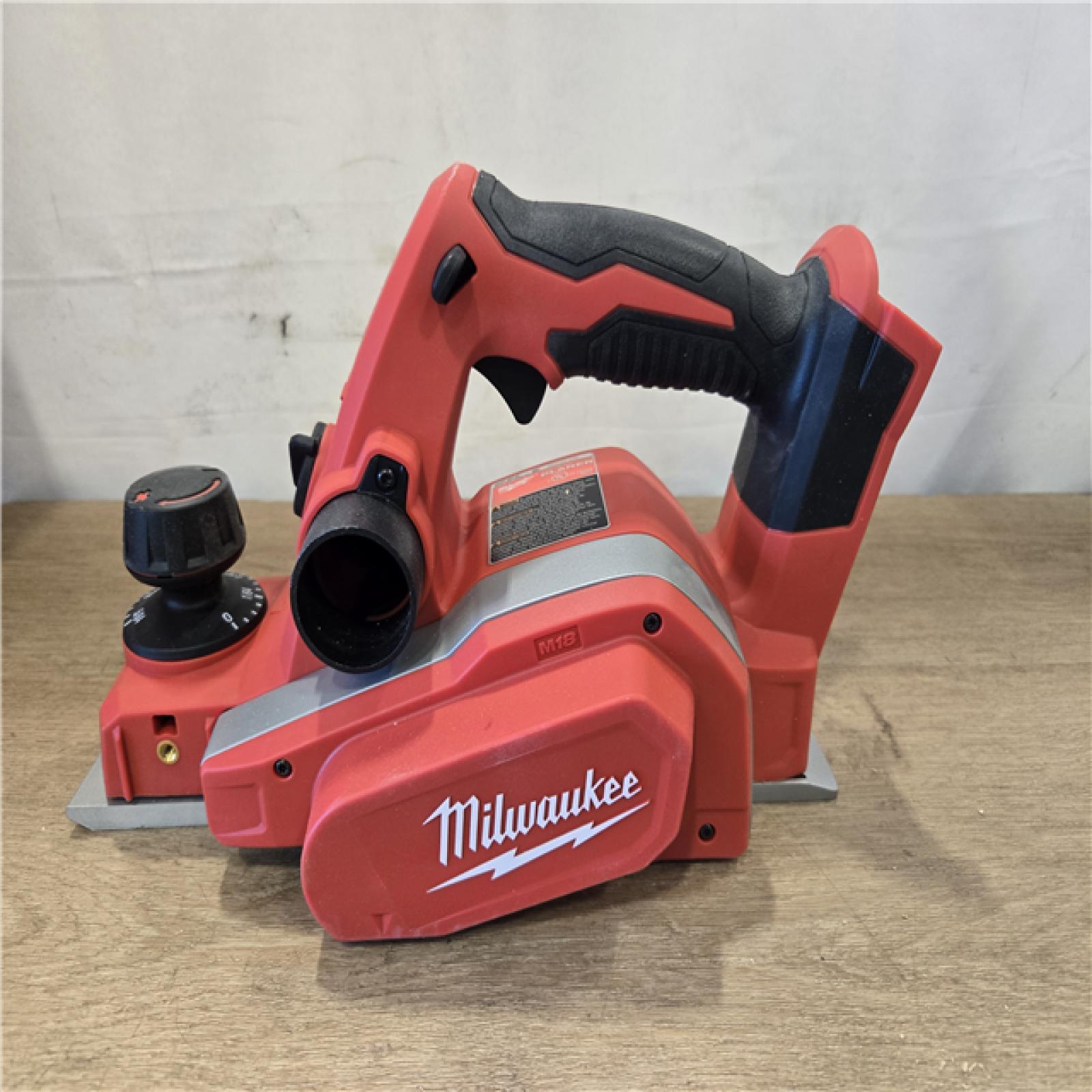 AS-IS Milwaukee M18 18V Cordless 3-1/4 in. Planer (Tool-Only)
