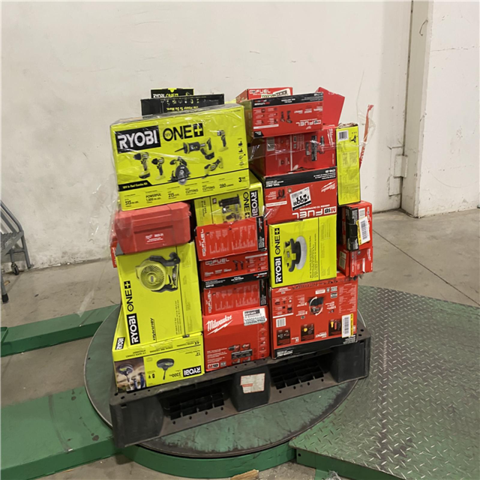 Dallas Location - As-Is Tool Pallet