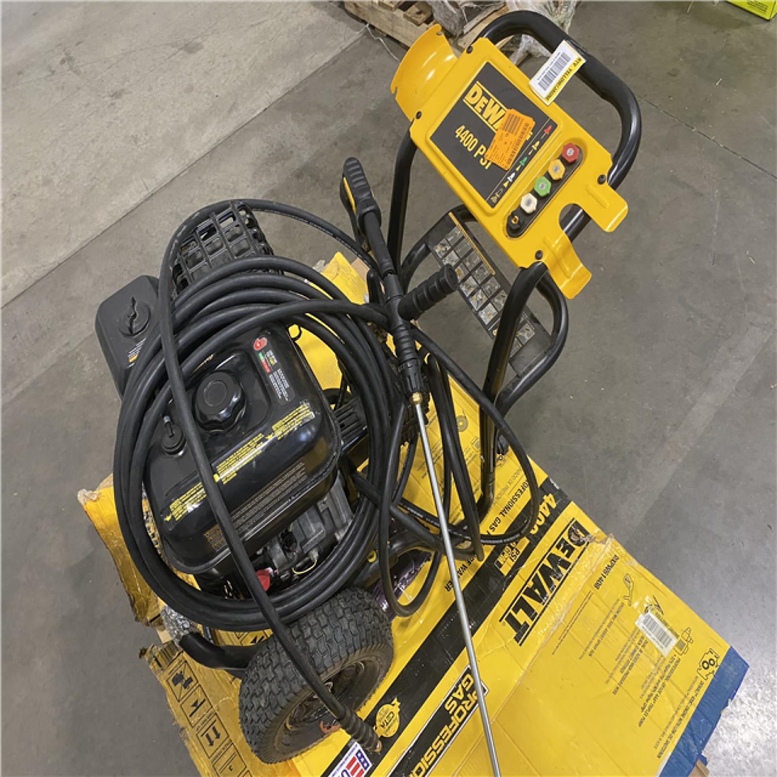 Dallas Location - As-Is DEWALT 4400 PSI 4.0 GPM Gas Pressure Washer