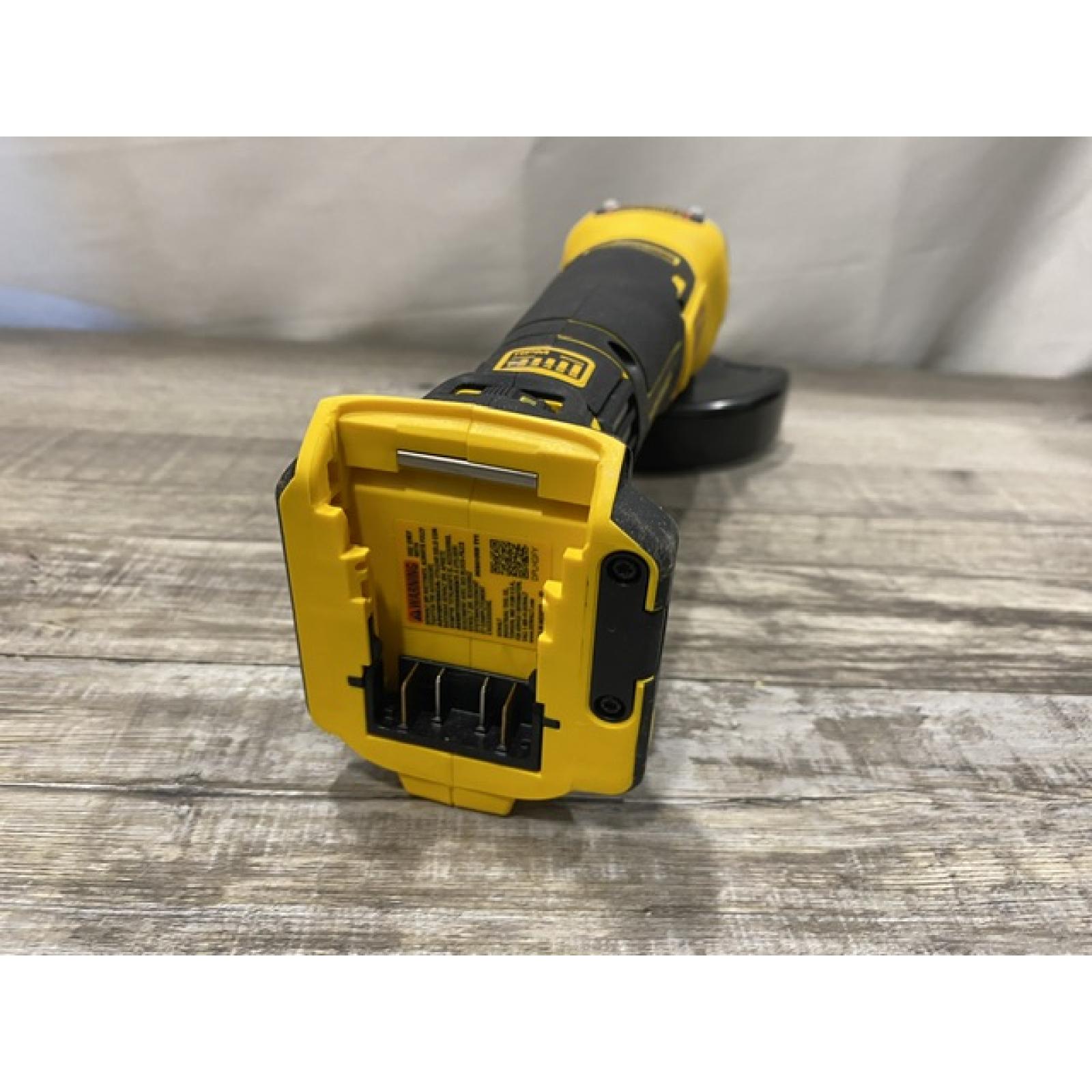 AS-IS DEWALT 20V XR Cordless 4-1/2. in. to 5 in. Variable Speed Angle Grinder (Tool Only)