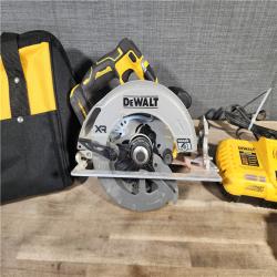 HOUSTON LOCATION - AS-IS DEWALT 20V MAX Lithium-Ion 7-1/4 in. Cordless Circular Saw Kit with 8.0 Ah Battery, Charger and Kit Bag