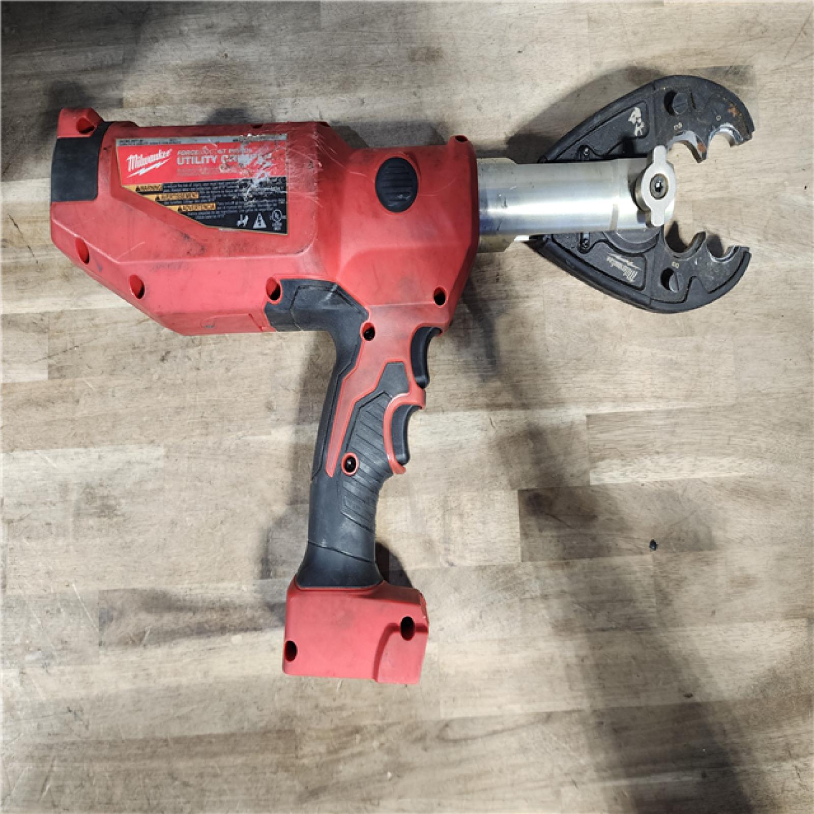 HOUSTON LOCATION - AS-IS M18 18V Lithium-Ion Cordless FORCE LOGIC 6-Ton Pistol Utility Crimping Kit with O-D3 Jaws and 2 Batteries