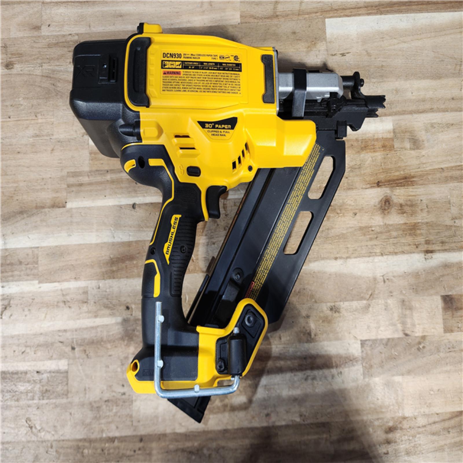 HOUSTON LOCATION - AS-IS DEWALT 20V 30 Degree Cordless Framing Nailer (Tool-Only)