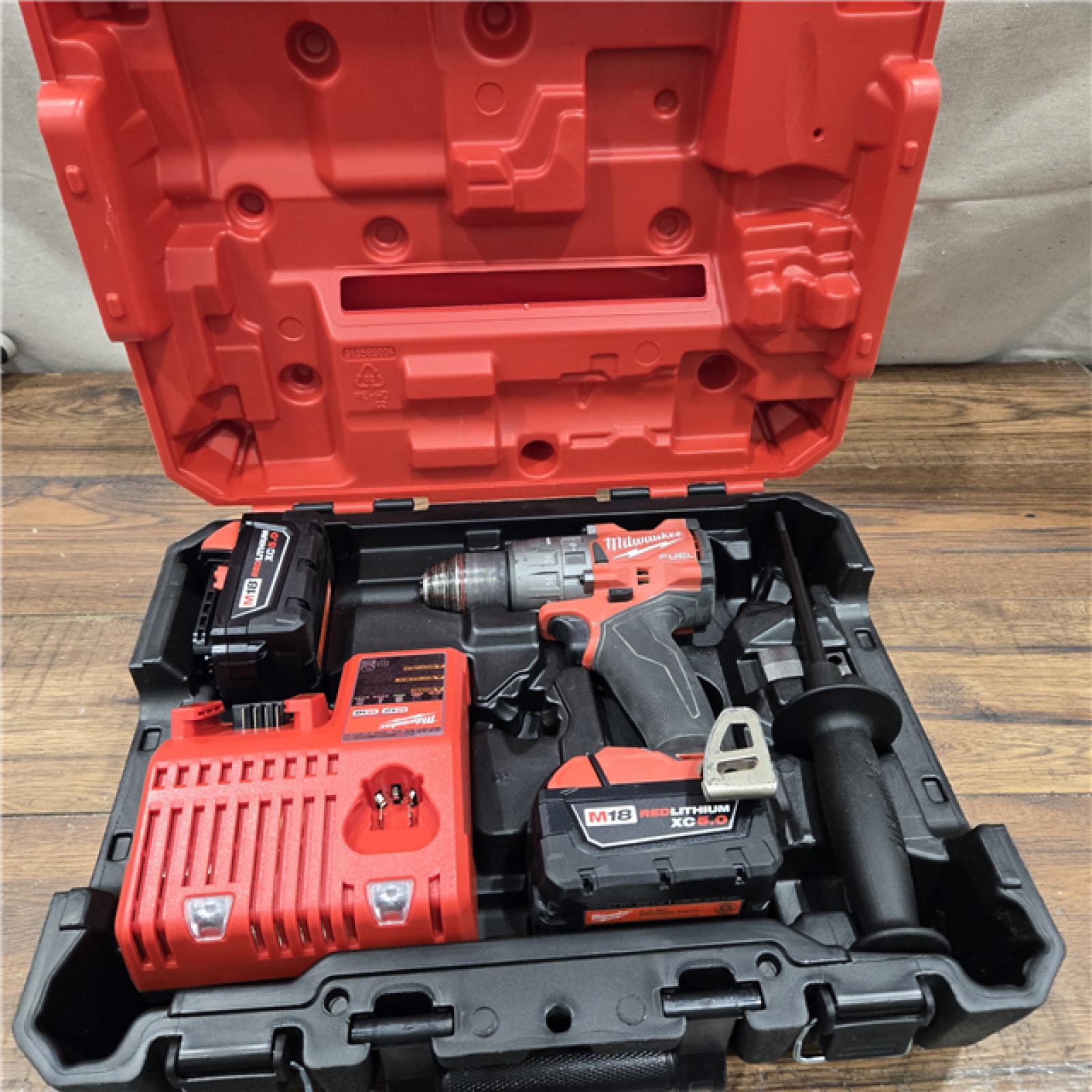 AS-IS Milwaukee 2904-22 Hammer Drill Driver Kit with Batteries  Charger & Tool Case  Red