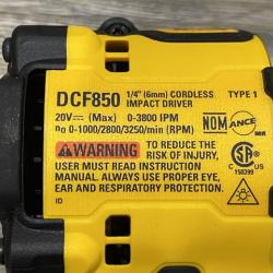 AS-IS DEWALT ATOMIC 20V MAX Lithium-Ion Cordless 1/4 in. Brushless Impact Driver Kit