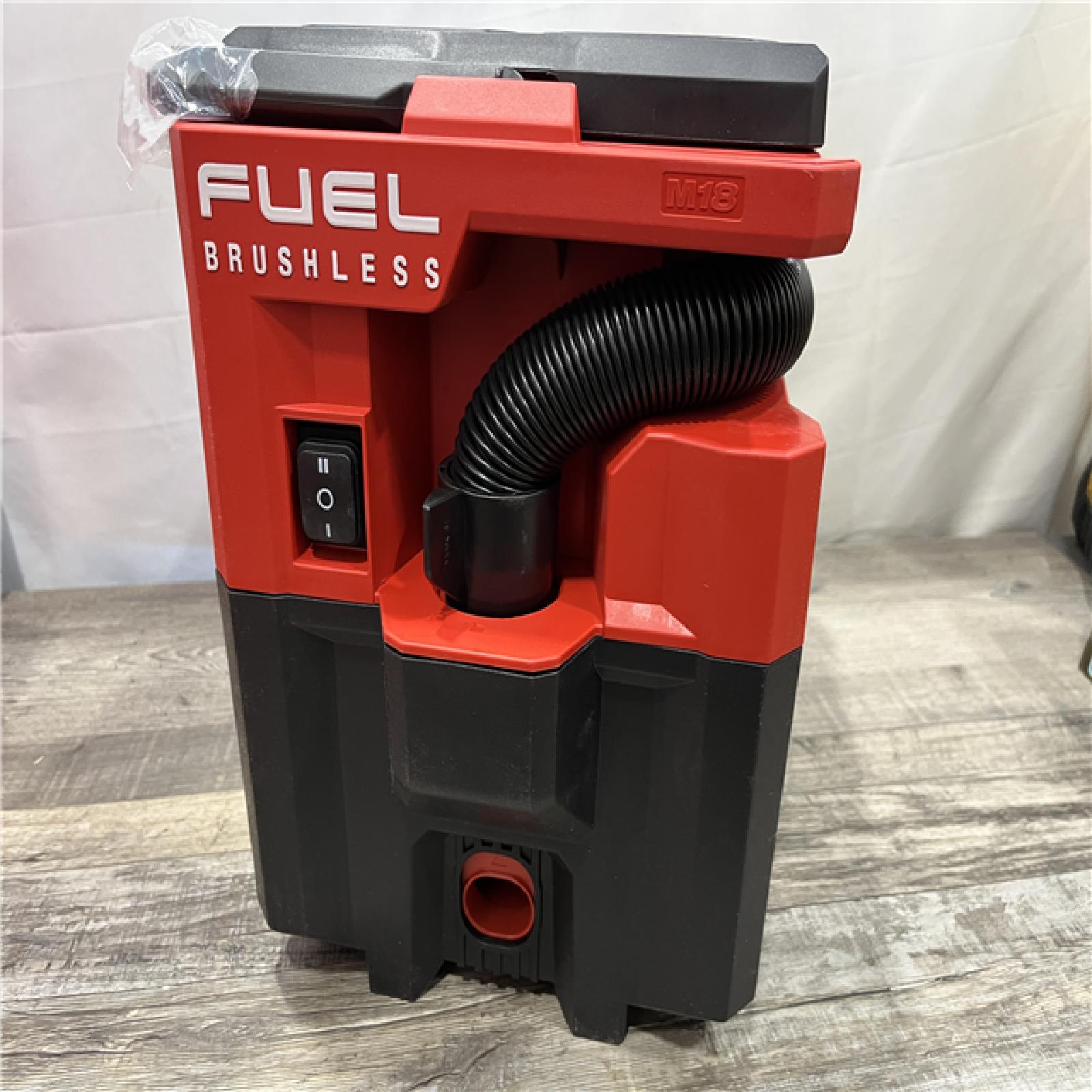 AS-IS Milwaukee FUEL PACKOUT 18-Volt Lithium-Ion Cordless 2.5 Gal. Wet/Dry Vacuum (Vacuum-Only)
