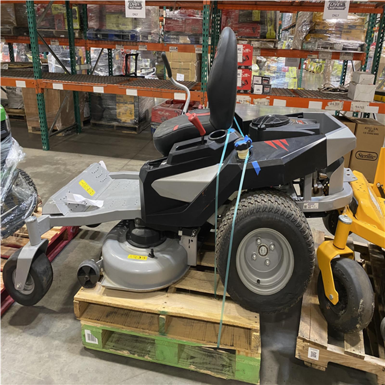 Dallas Location - As-Is Murray Cruz 42 Zero-Turn Lawn Mower