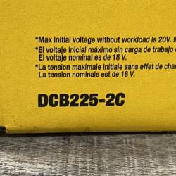NEW - DEWALT 20V MAX Lithium-Ion Battery Kit with 5.0Ah and 2.0Ah Battery and Charger