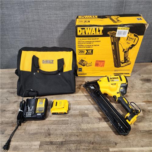 HOUSTON LOCATION - AS-IS DeWalt 15 GA ANGLED FINISH NAILER KIT W/ BATTERY & CHARGER