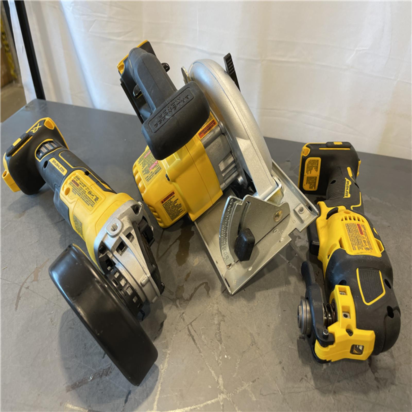 AS-IS - DEWALT 20-Volt MAX ToughSystem Lithium-Ion 6-Tool Cordless Combo Kit
