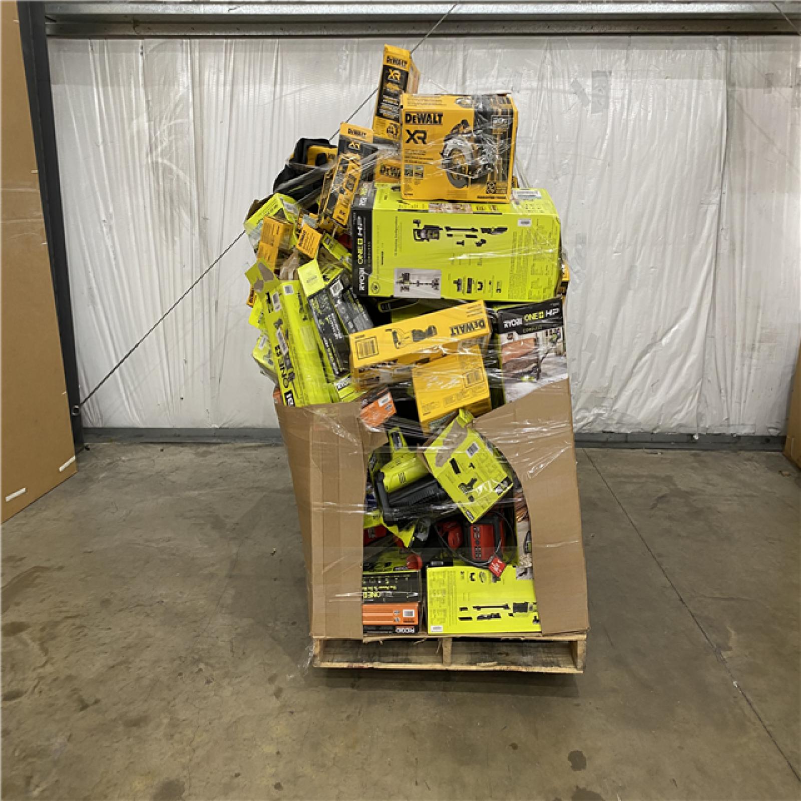 Houston Location AS IS - Tool Pallet