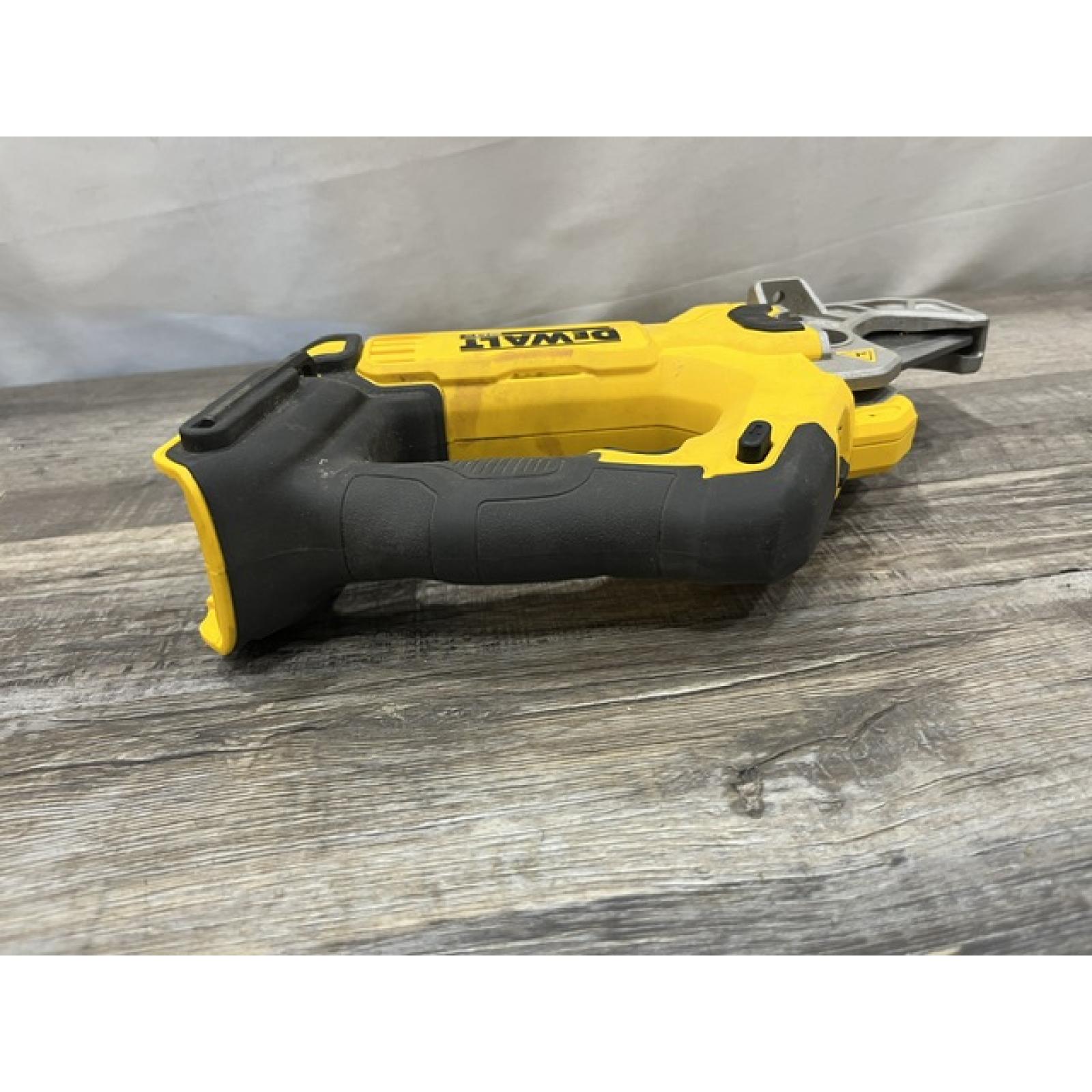 AS-IS DEWALT 20V MAX Cordless Plastic Tubing Cutter (Tool Only)