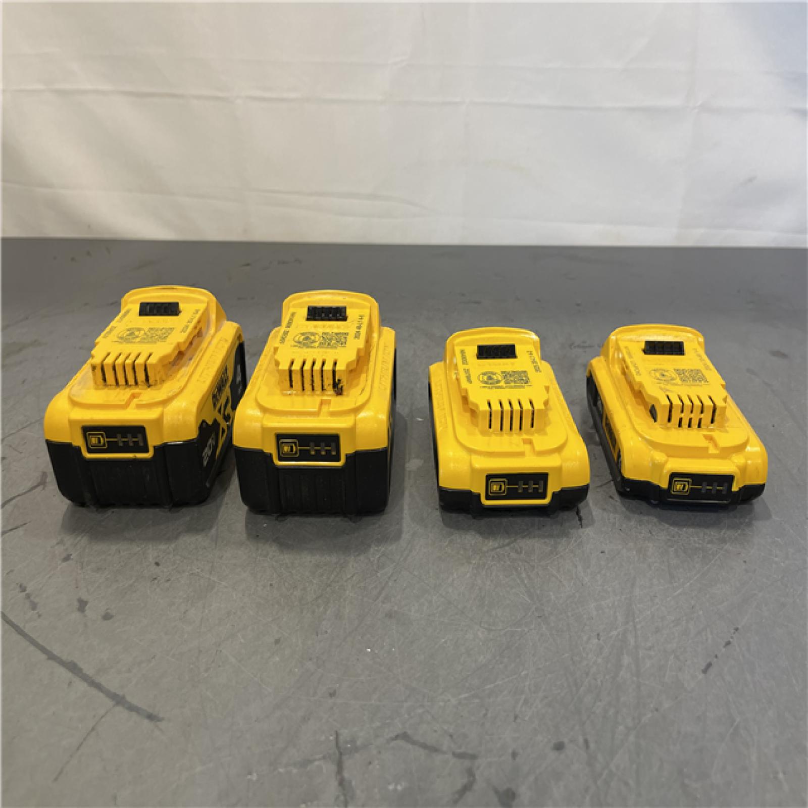 AS-IS - DeWalt 20V MAX Compact Lithium-Ion 2.0Ah Battery Pack (2 Pack) and 20V MAX Lithium-Ion 4.0Ah Battery Pack (2 Pack)