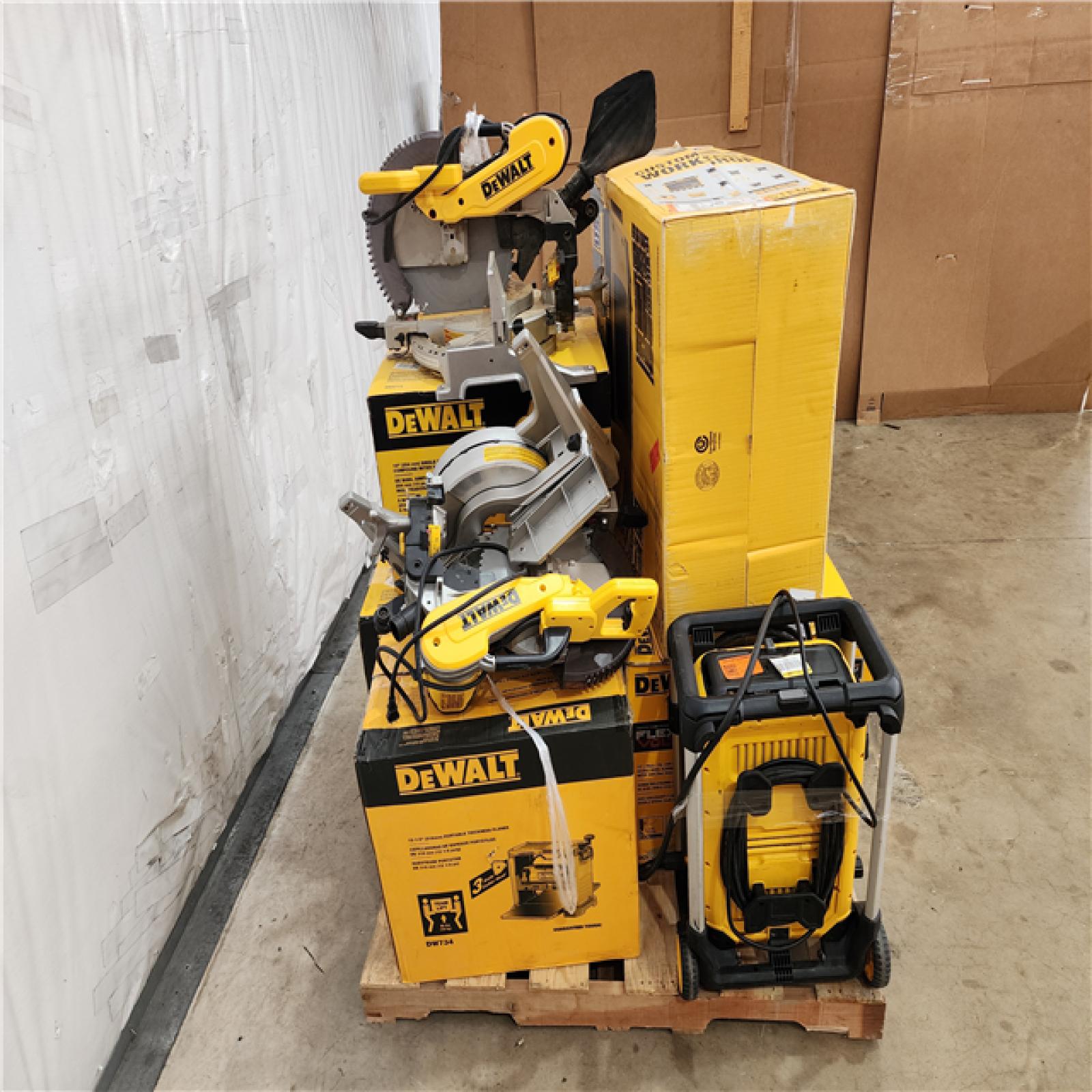 HOUSTON LOCATION - AS-IS TOOL PALLET