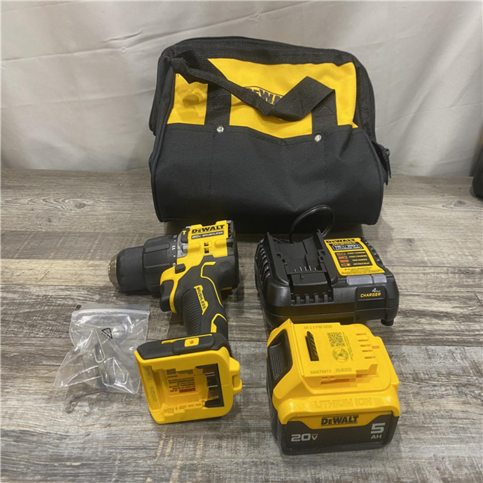 AS-IS DEWALT ATOMIC 20V Lithium-Ion Cordless 1/2 in. Hammer Drill Kit