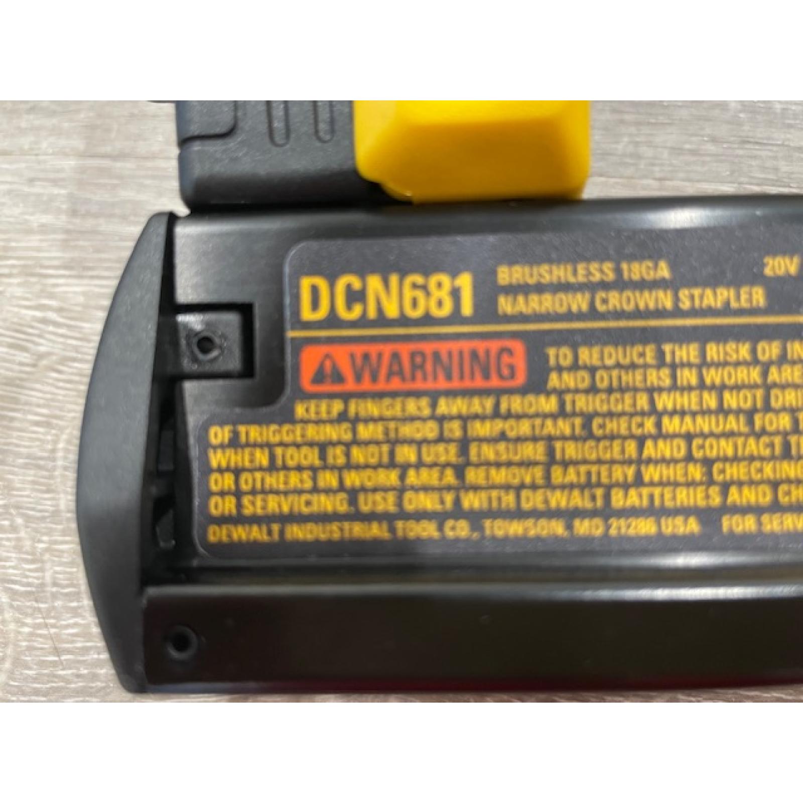 AS-IS DEWALT 20V MAX XR Lithium-Ion Cordless 18-Gauge Narrow Crown Stapler Kit