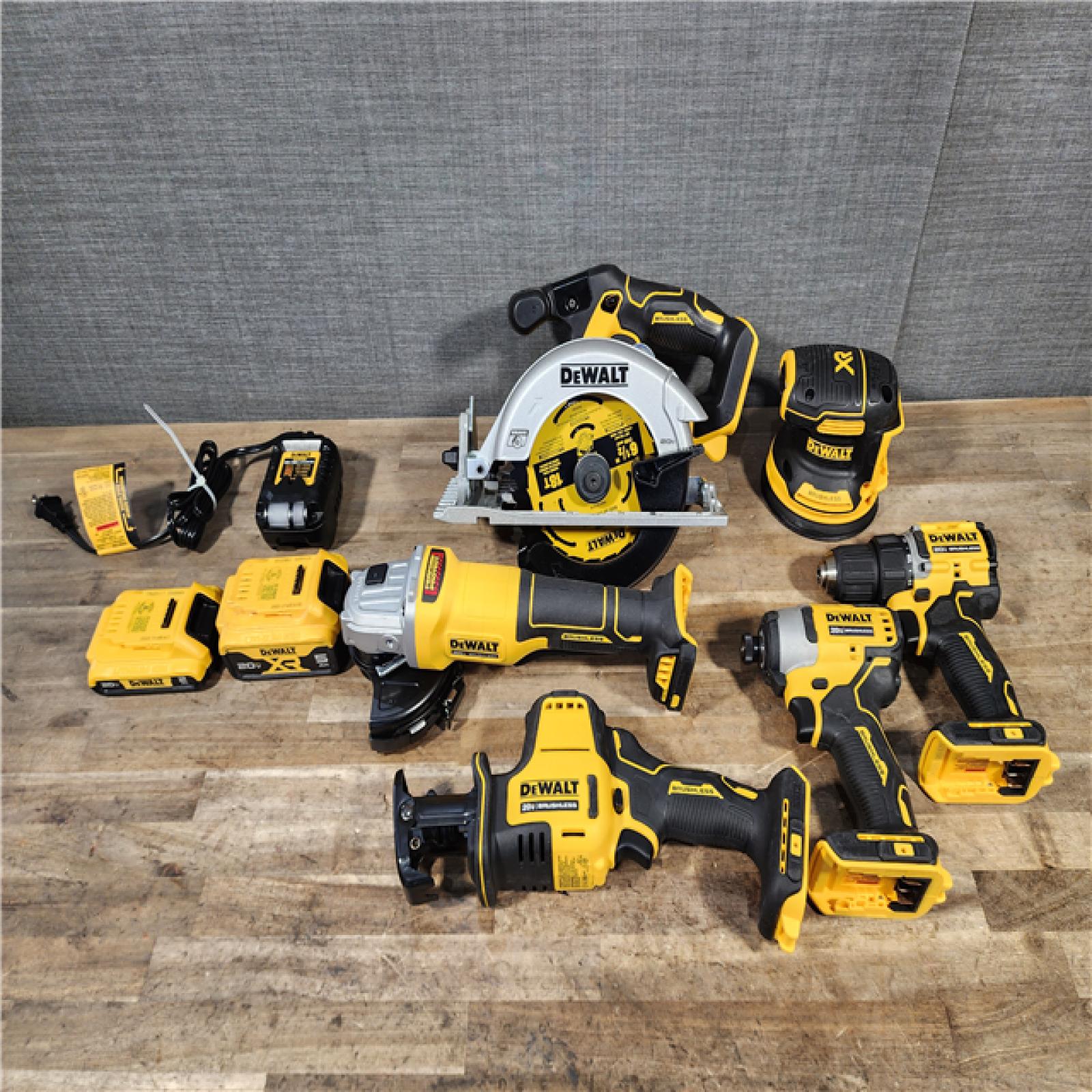 HOUSTON LOCATION - AS-IS DEWALT 20-Volt MAX ToughSystem Lithium-Ion 6-Tool Cordless Combo Kit