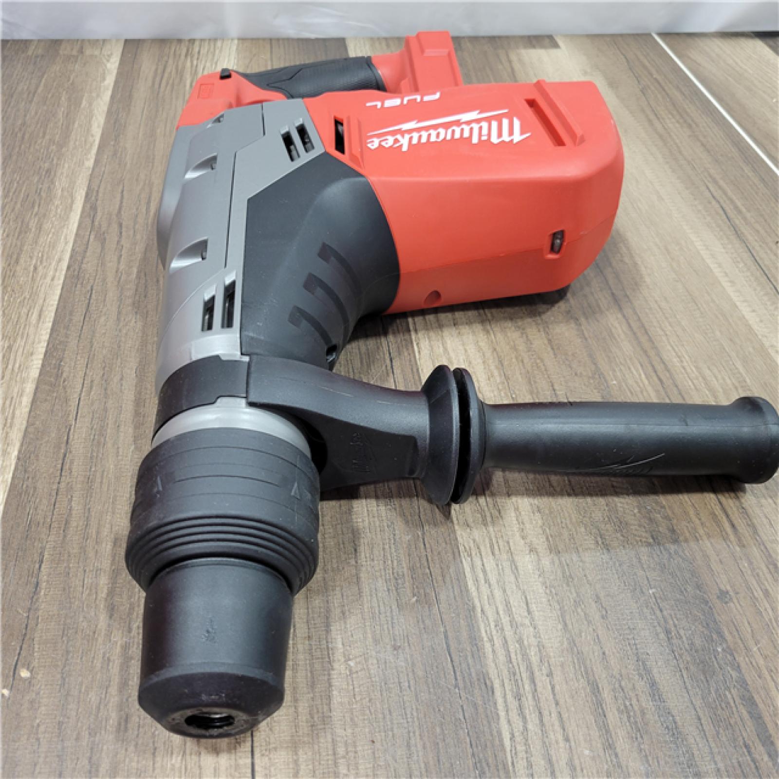 AS-IS MILWAUKEE  M18 FUEL 18V Lithium-Ion Brushless Cordless 1-9/16 in. SDS-Max Rotary Hammer (Tool-Only)