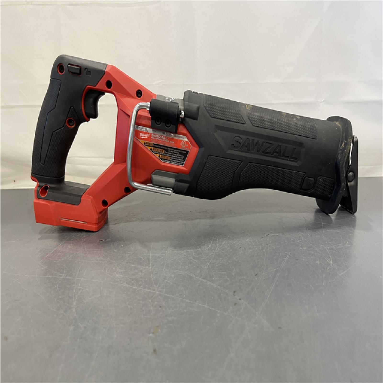AS-IS - Milwaukee M18 FUEL GEN-2 18V Lithium-Ion Brushless Cordless SAWZALL Reciprocating Saw