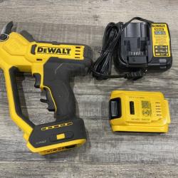 AS-IS DEWALT 20V MAX Cordless Battery Powered Pruner Kit