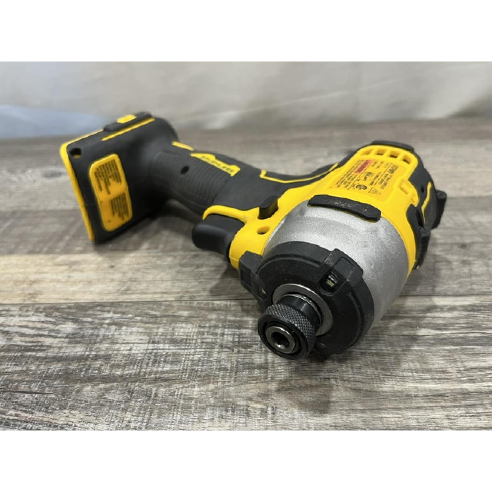 AS-IS DEWALT Atomic 20V Max Lithium-Ion Brushless Cordless Compact 1/4 in. Impact Driver Kit