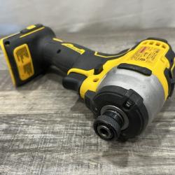 AS-IS DEWALT Atomic 20V Max Lithium-Ion Brushless Cordless Compact 1/4 in. Impact Driver Kit