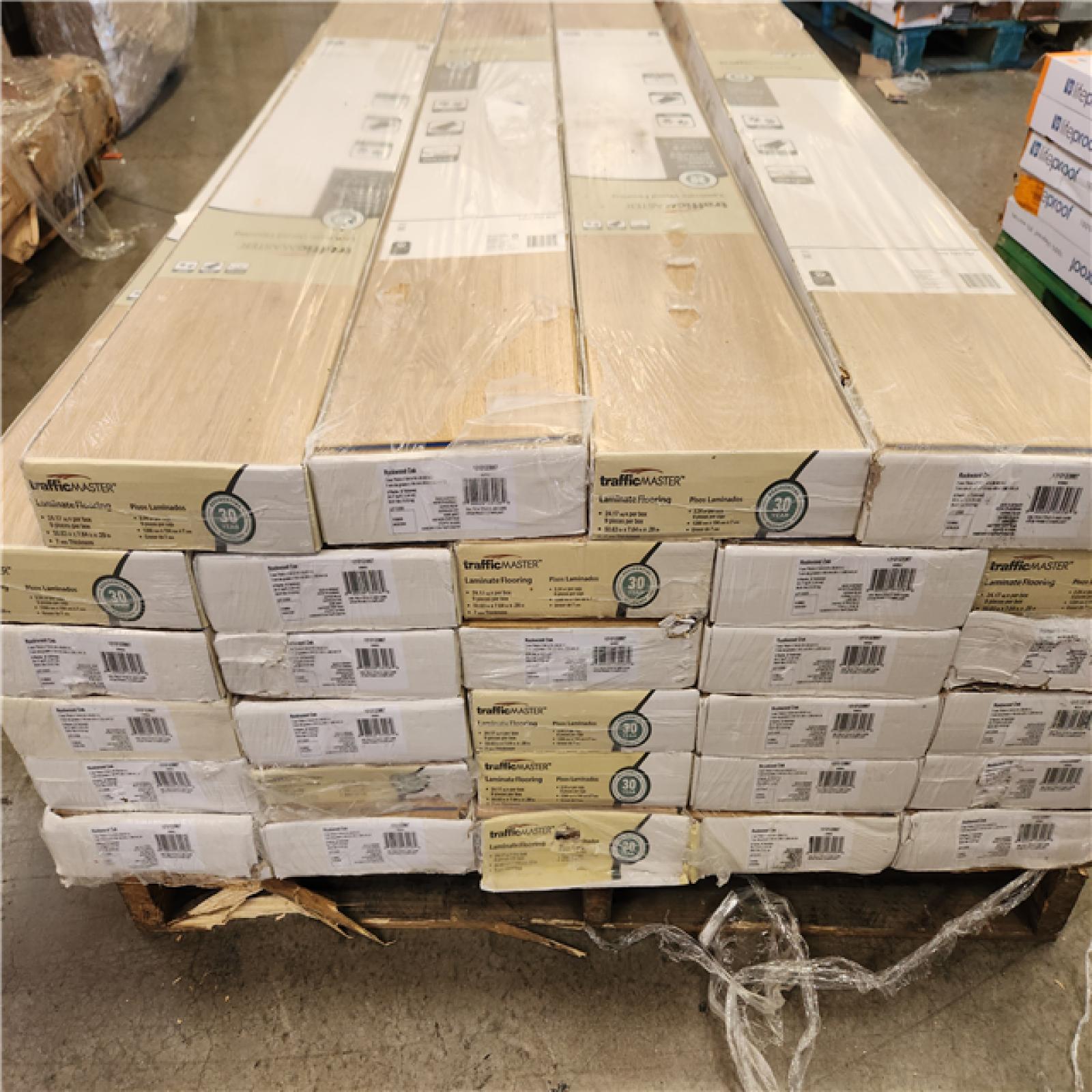 Phoenix NEW TrafficMaster Rockwood Oak 7 mm T x 7.64 in. W Laminate Wood Flooring (700 sqft/29 case)