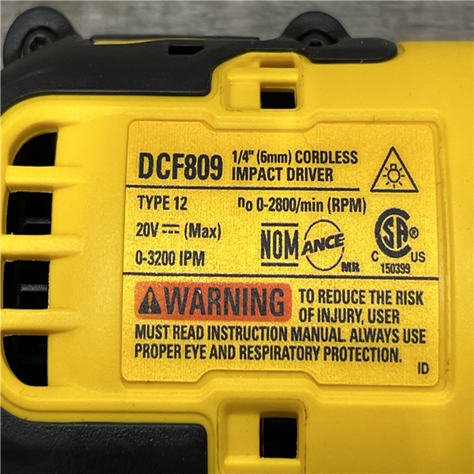 AS-IS DEWALT ATOMIC 20-Volt MAX Lithium-Ion Cordless Combo Kit