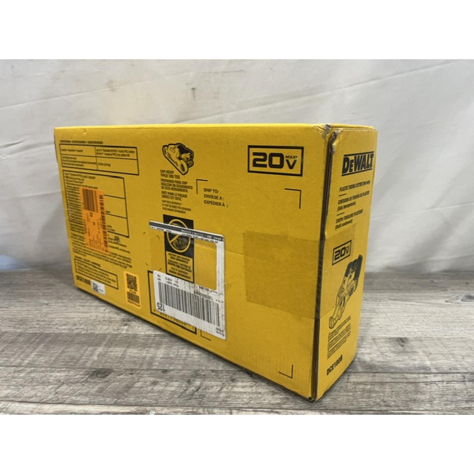NEW - DEWALT 20V MAX Cordless Plastic Tubing Cutter (Tool Only)