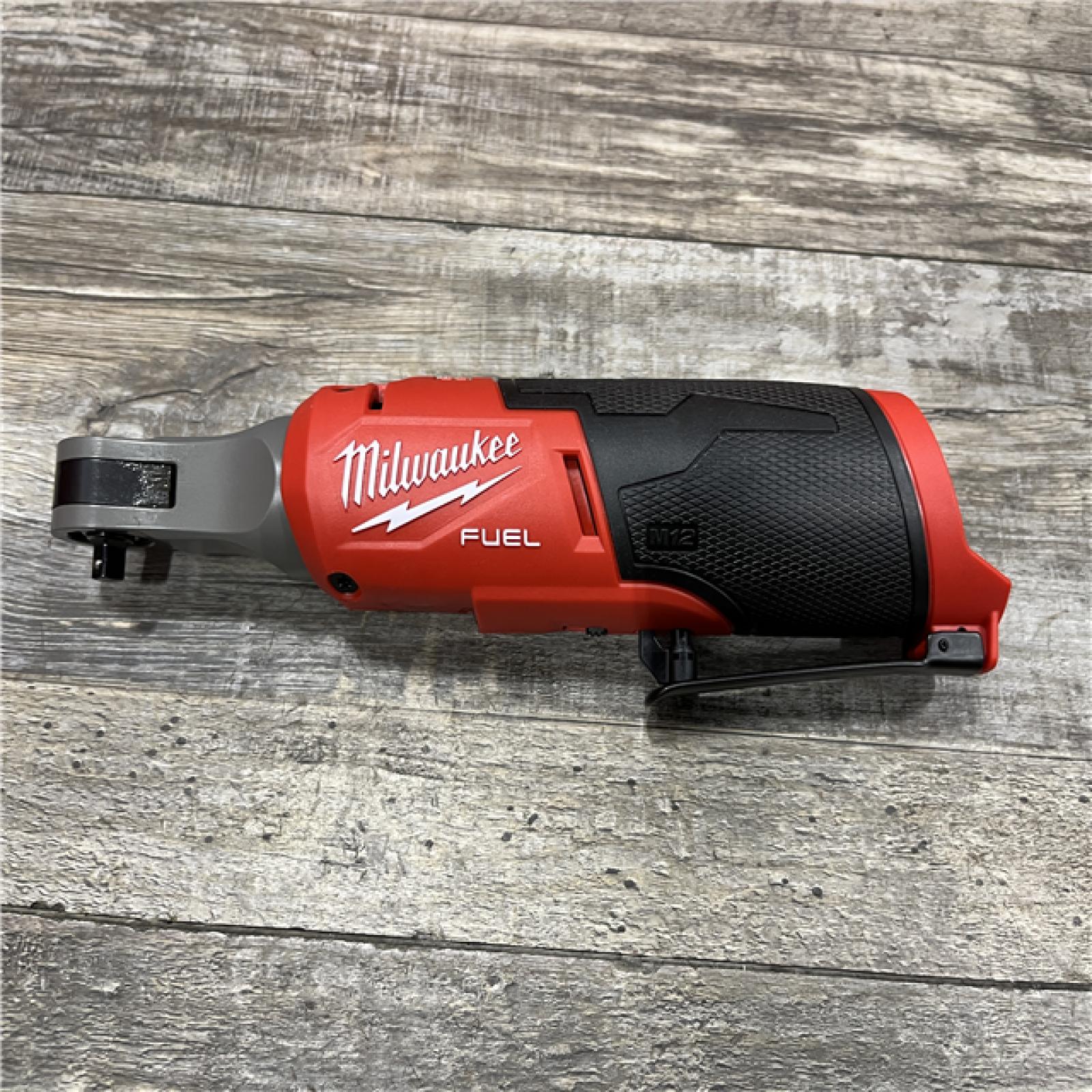 AS-IS Milwaukee FUEL 12V Lithium-Ion Brushless Cordless High Speed 1/4 in. Ratchet Kit