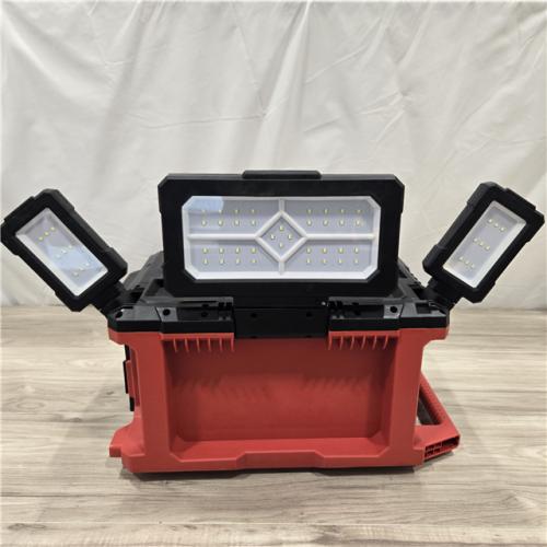 AS-IS Milwaukee M18 PACKOUT Light/Charger
