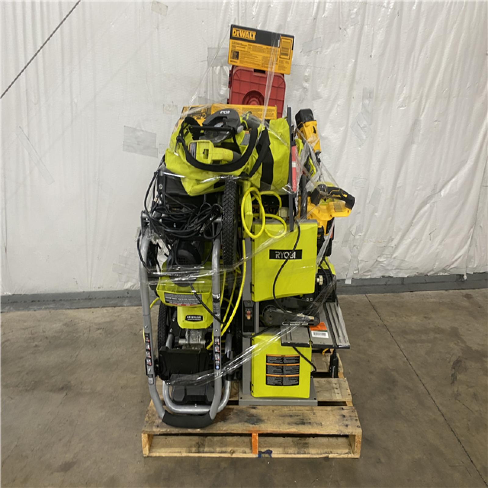 Houston Location AS IS - Tool Pallet