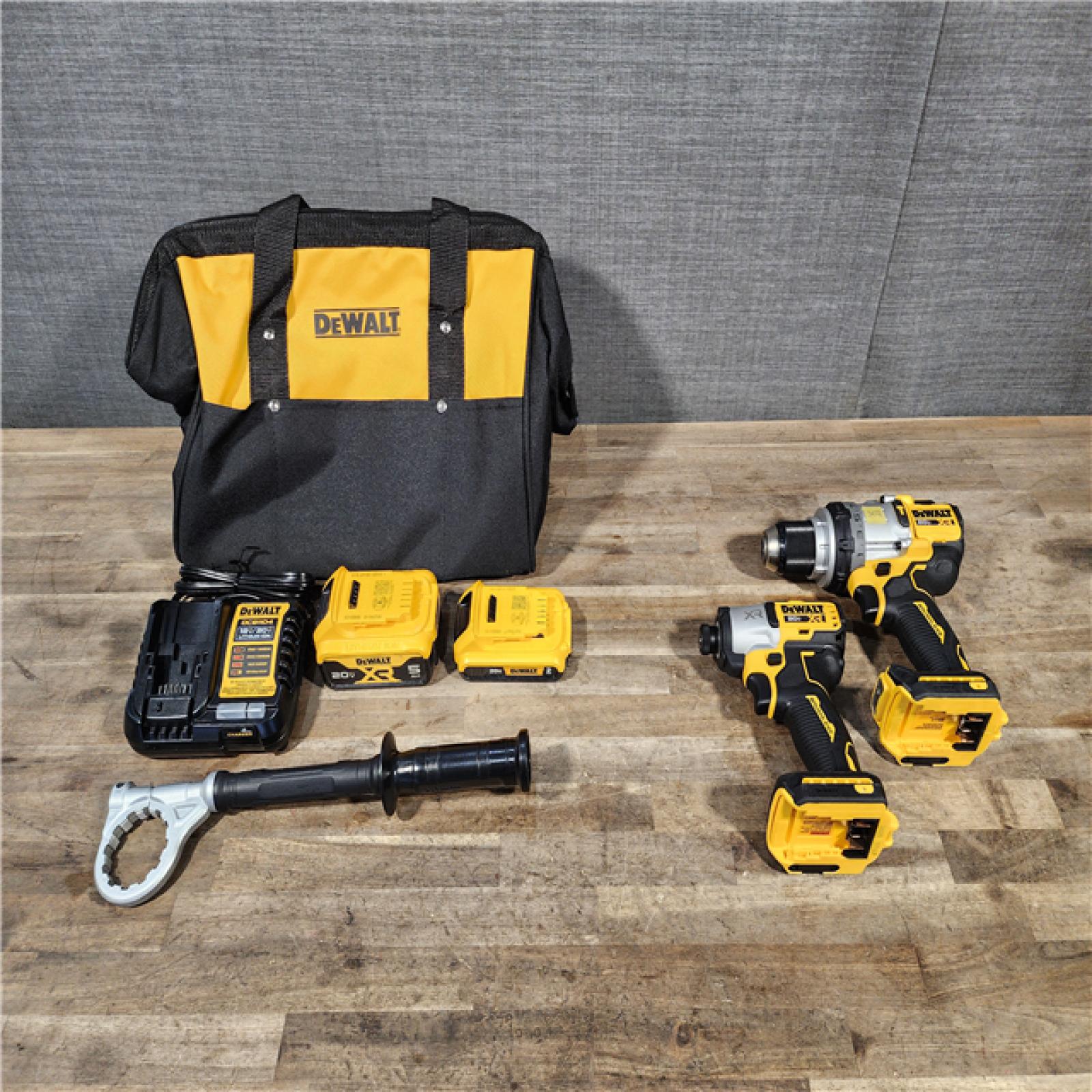 HOUSTON LOCATION - AS-IS (APPEARS LIKE NEW) DeWalt 20V MAX XR Cordless Brushless 2 Tool Hammer Drill and Impact Driver Kit