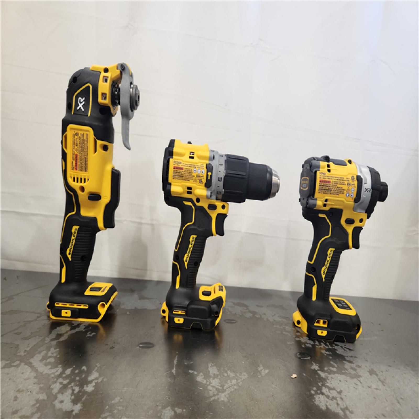 AS-IS- DEWALT 20V MAX Lithium-Ion Cordless 3-Tool Combo Kit
