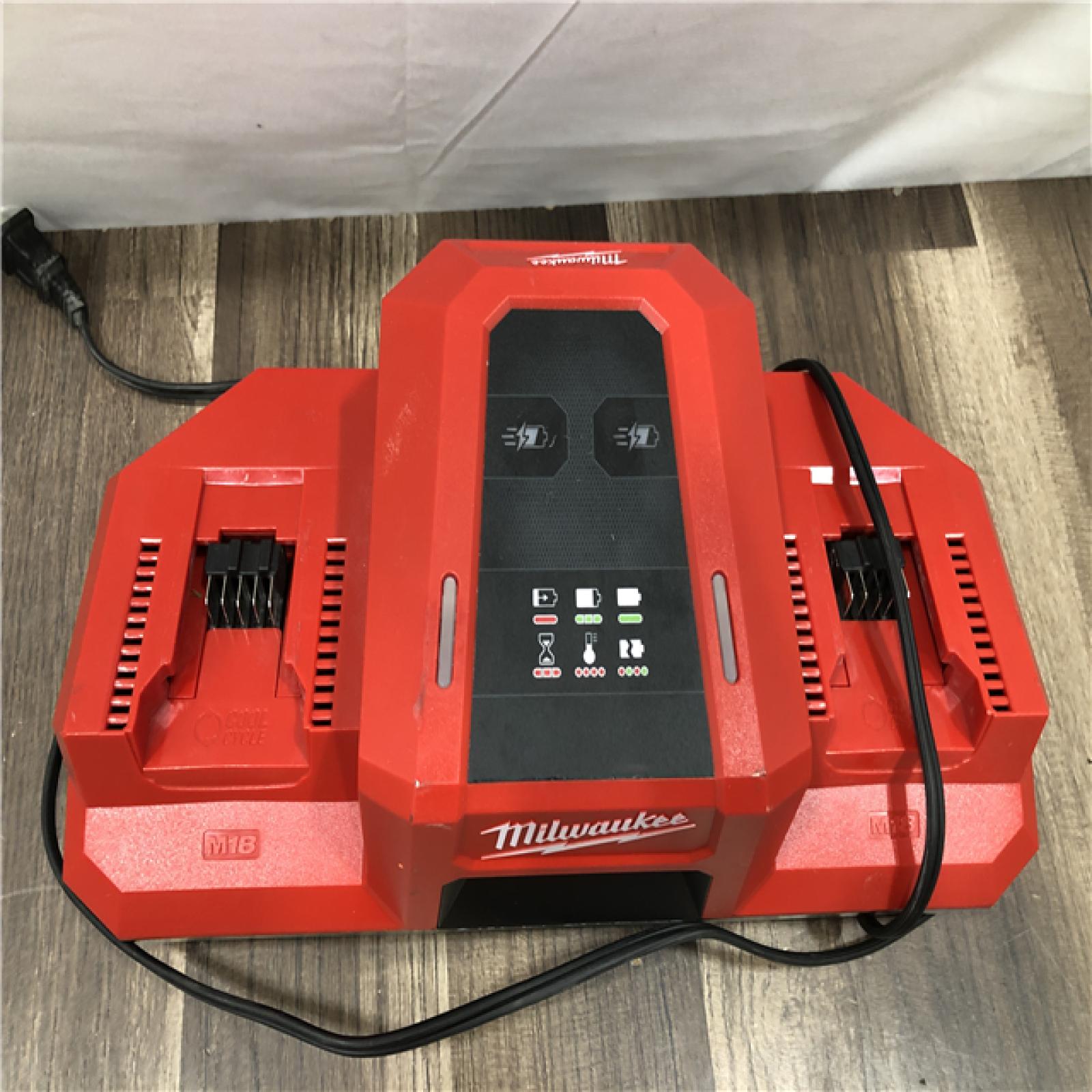 AS-IS Milwaukee 18V Dual Bay Simultaneous Super Charger