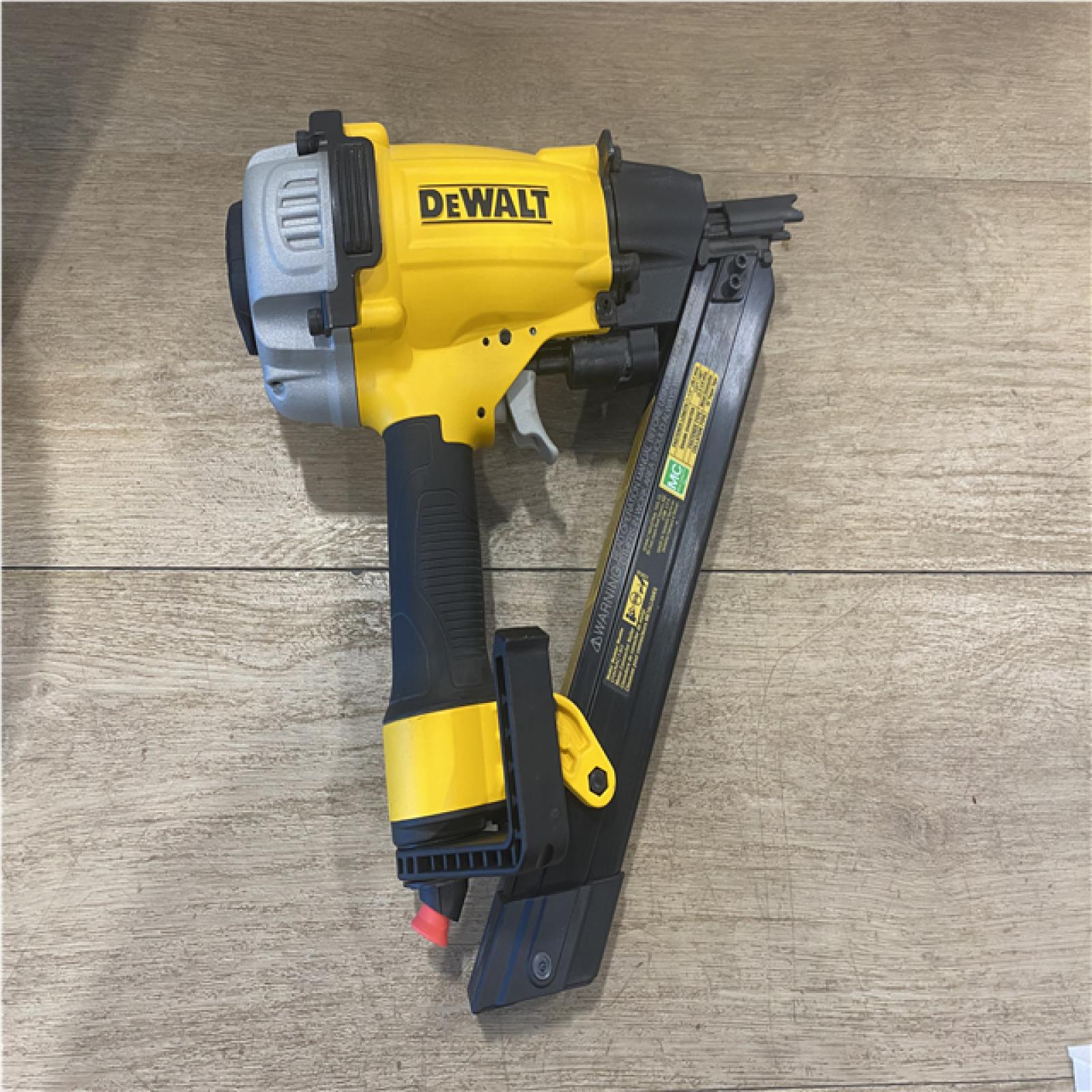 AS-IS 35-Degree Pneumatic Metal Connector Nailer
